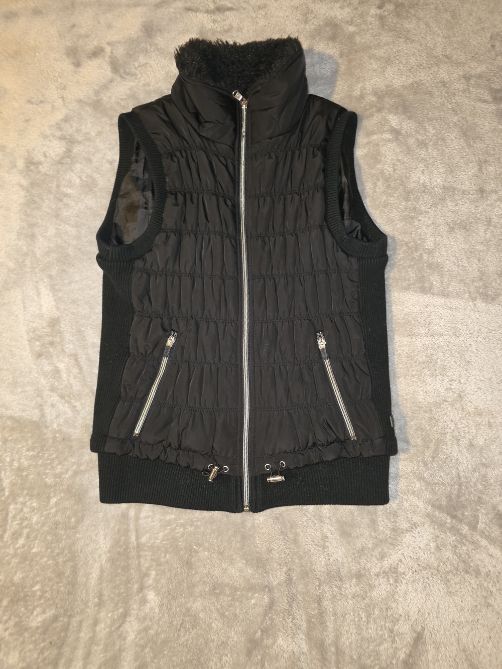 Calvin Klein Performance Women’s Small Black Quilted Faux Fur Collar Vest